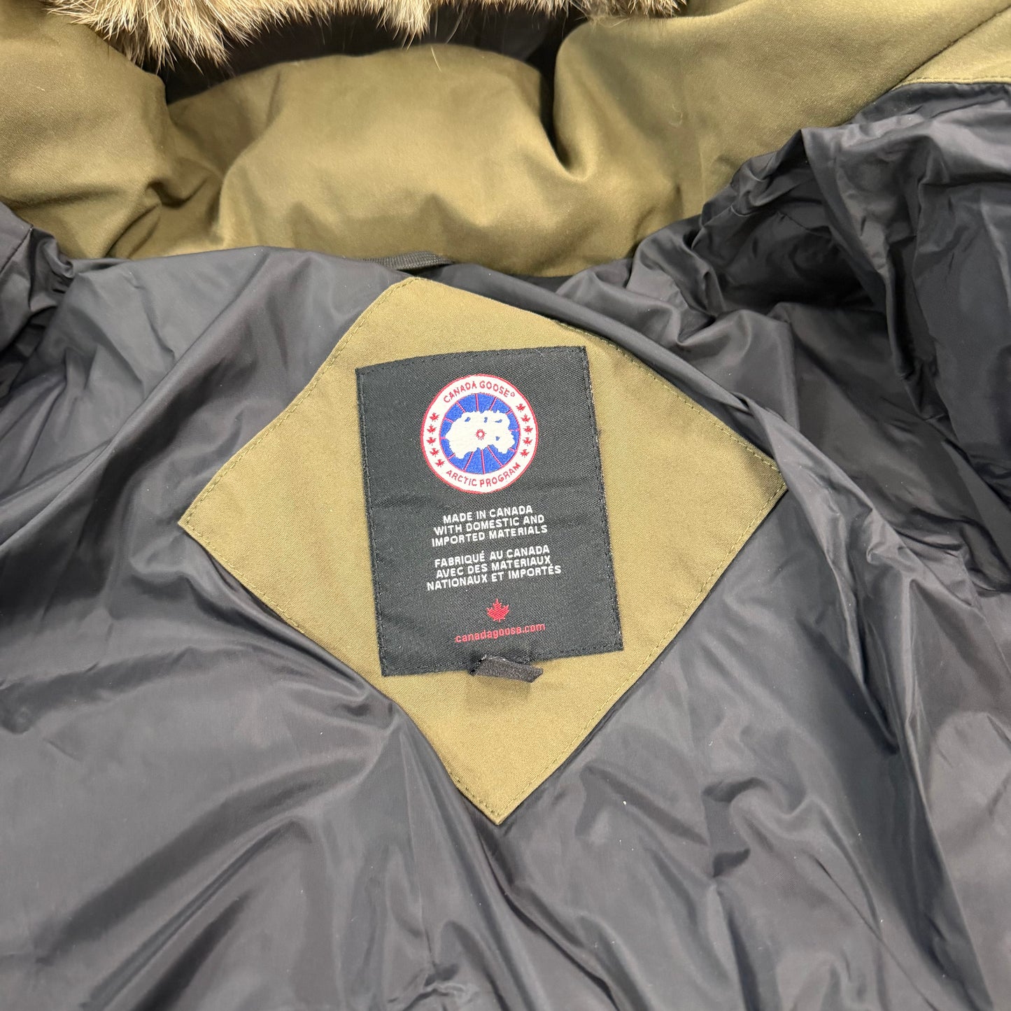 Wyndham Parka Military Green ( S )