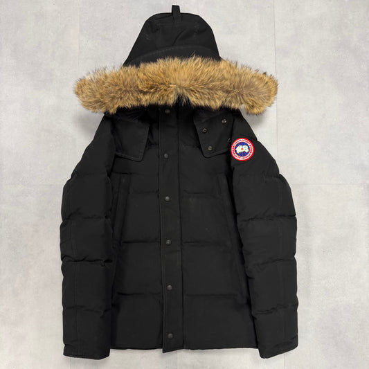 Canada Goose Wyndham Parka Black – Men's M – Pre-Owned 8.5-9/10