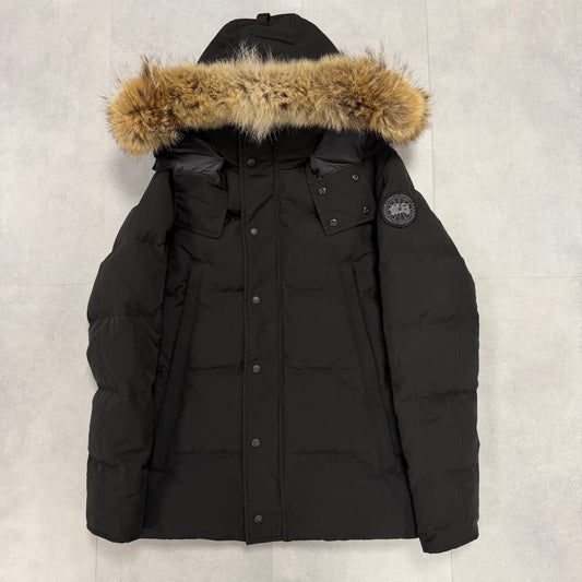Canada Goose Wyndham Parka Black Badge – Men's S – Pre-Owned 9.5/10