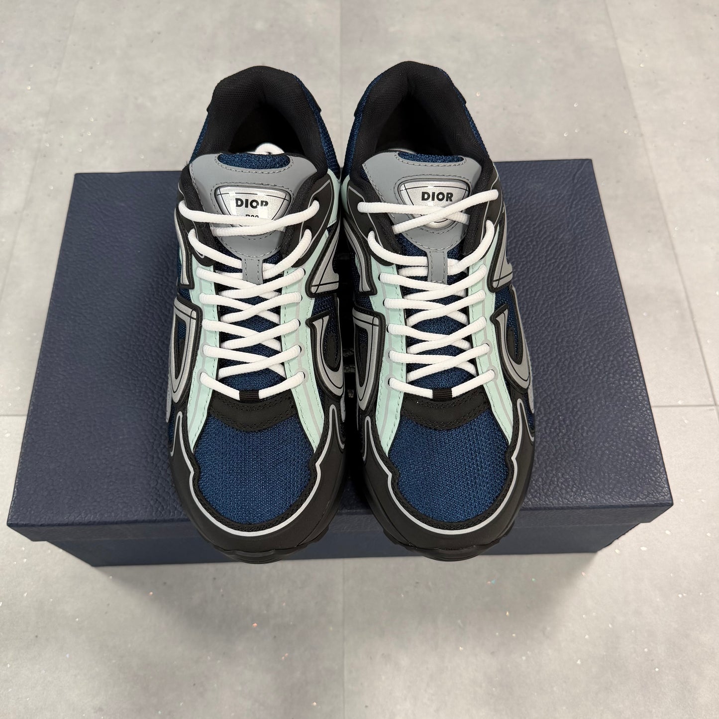 Dior B30 Blue ( UK7.5 )