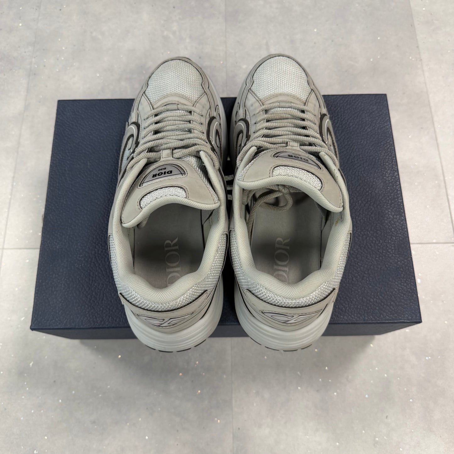 Dior B30 Triple Grey ( UK9 )