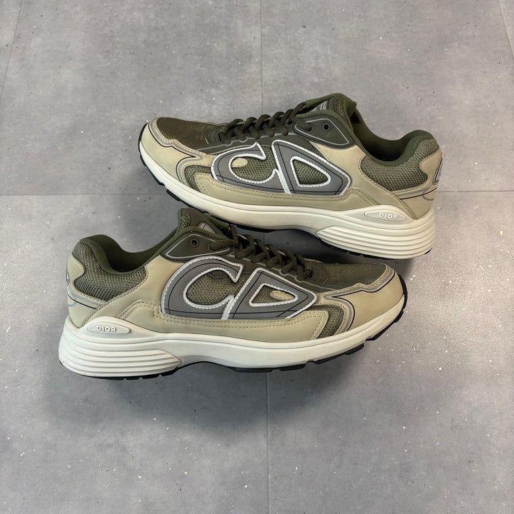 Dior B30 Green ( UK8 )