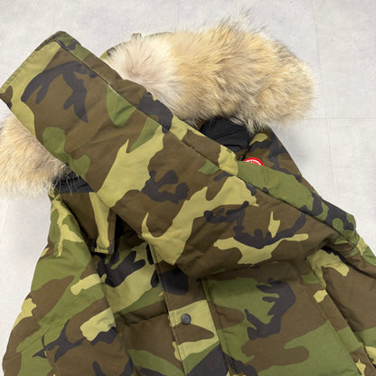 Canada Goose Wyndham Parka Green Camo Men's size L – pre-owned – photo 5 of 8