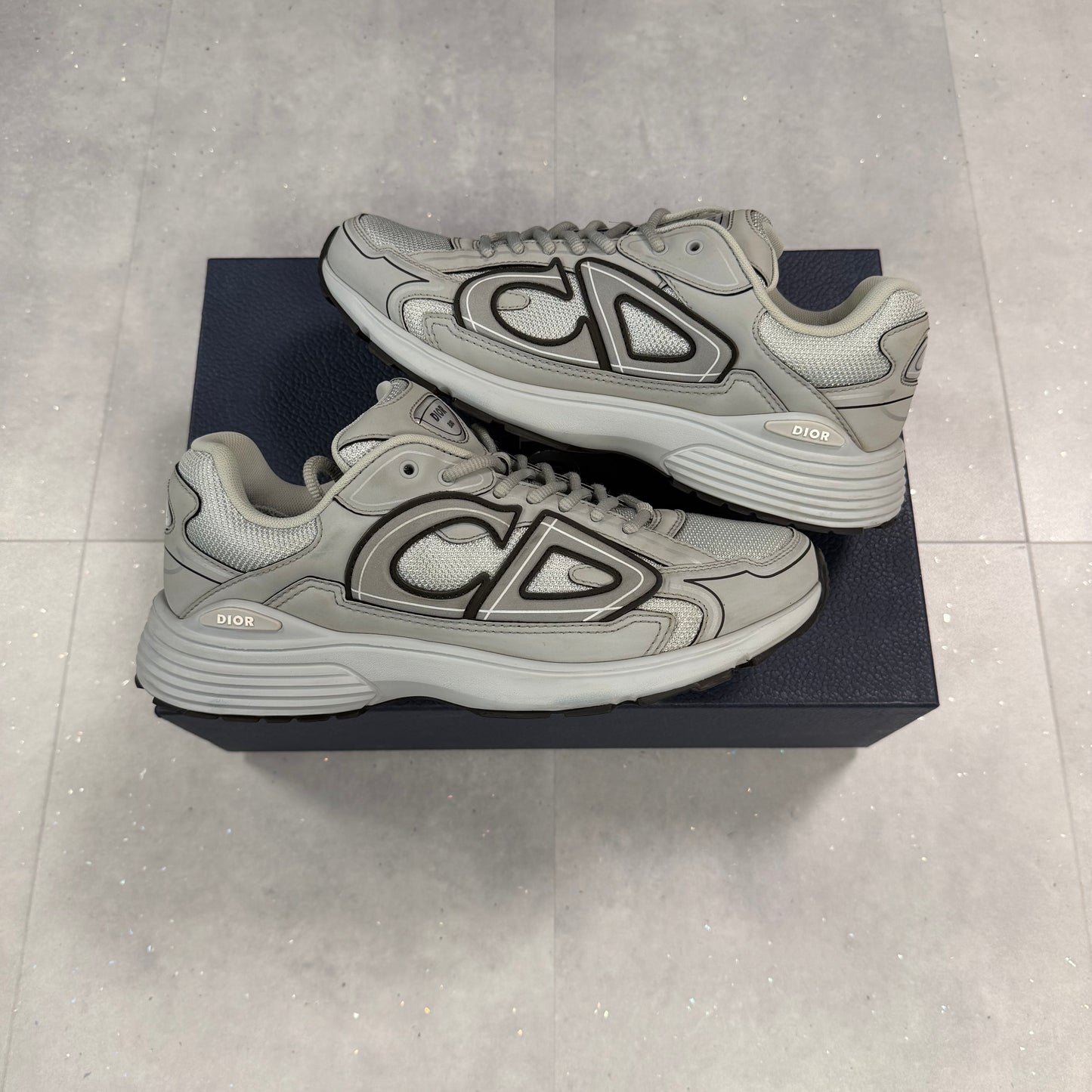 Dior B30 Triple Grey ( UK9 )
