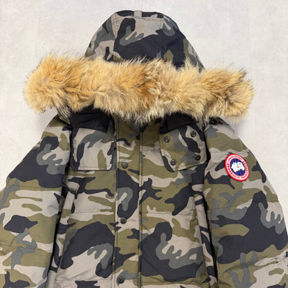 Canada Goose Wyndham Parka Classic Camo Men's size L – pre-owned – photo 3 of 8
