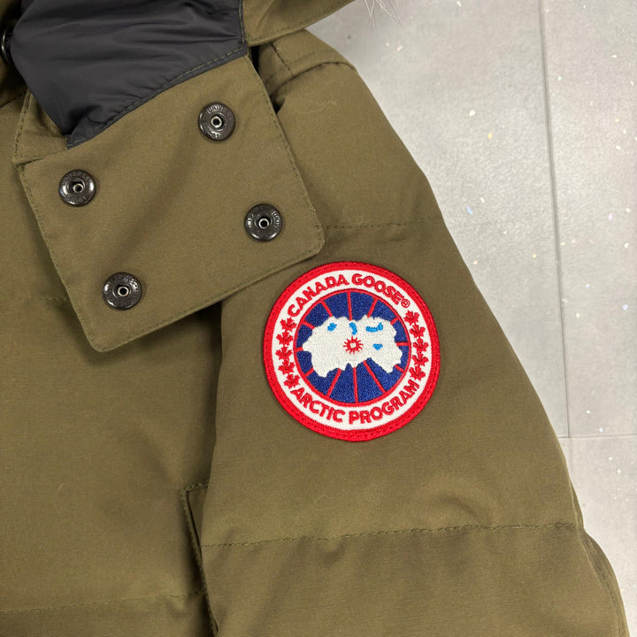 Wyndham Parka Military Green ( S )