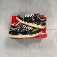 Travis Scott SB Dunk ( UK7 )