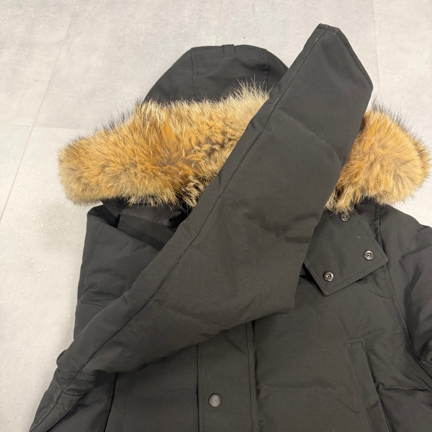 Wyndham Parka Black ( M )