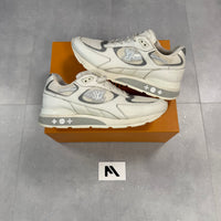 LV White Runaways ( UK10 )