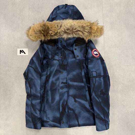 Wyndham Parka Blue Abstract - XS