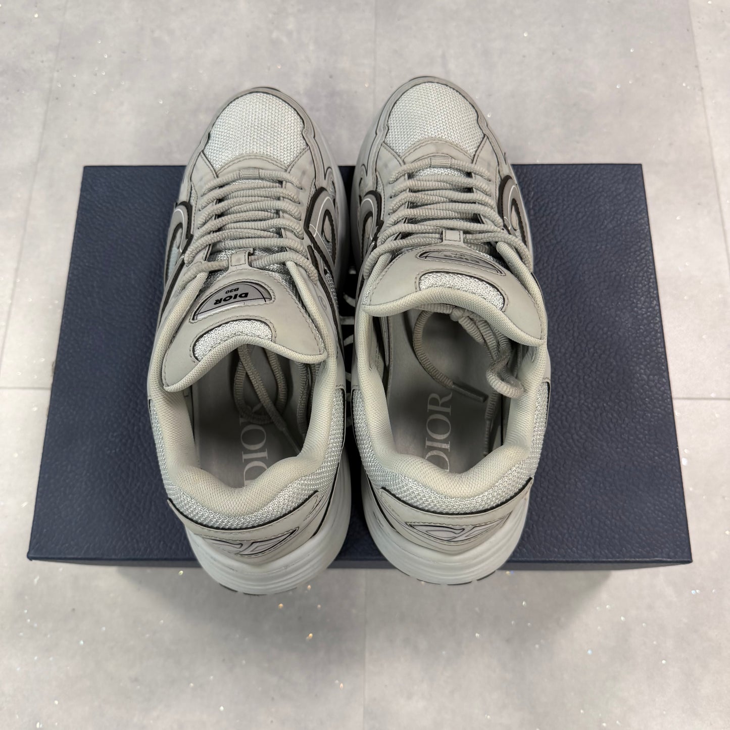Dior B30 Triple Grey ( UK9 )