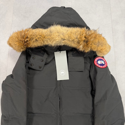 Canada Goose Chelsea Parka Graphite Women's size S – brand new with tags – photo 3 of 9