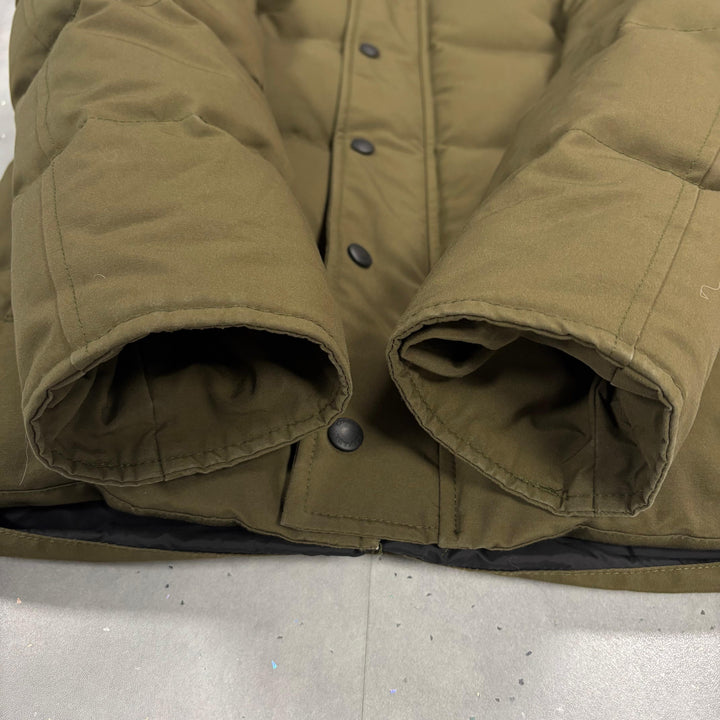 Wyndham Parka Military Green ( S )