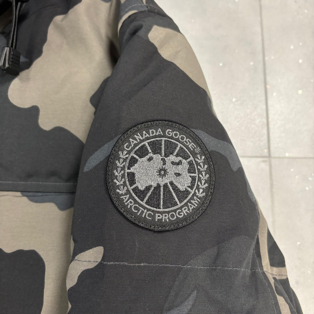 Mac Millan Black Camo ( M )