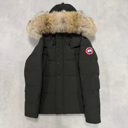 Canada Goose Wyndham Parka Volcano Men's size M – pre-owned – photo 3 of 9
