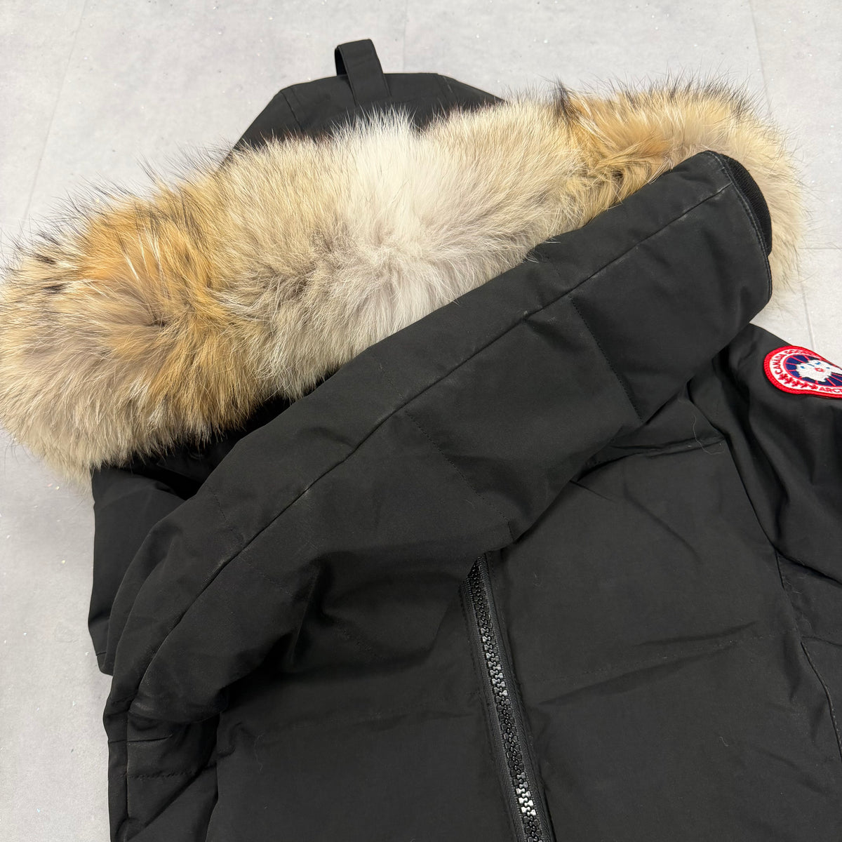 Canada Goose Chelsea Parka Black Women's size S – pre-owned – photo 8 of 8