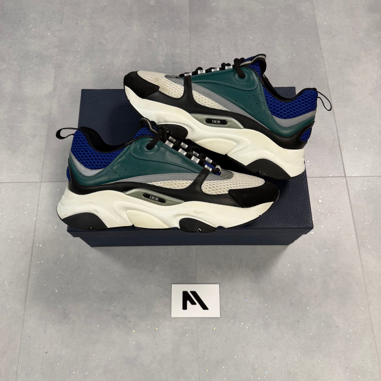 Dior B22 Green Navy ( UK9 )