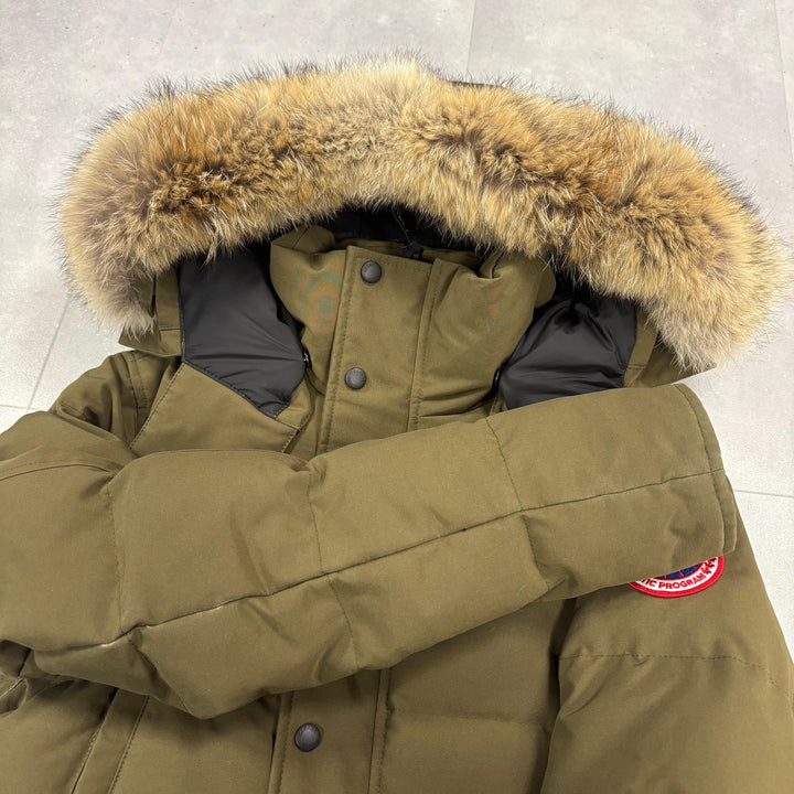 Wyndham Parka Military Green ( S )