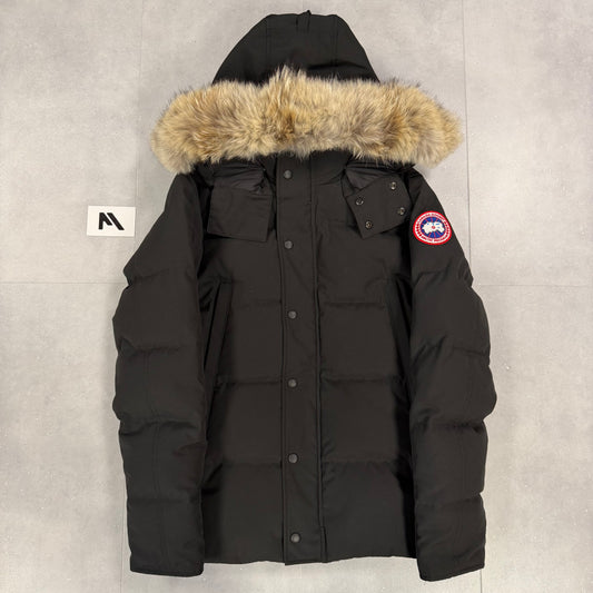 Wyndham Parka Black ( L )