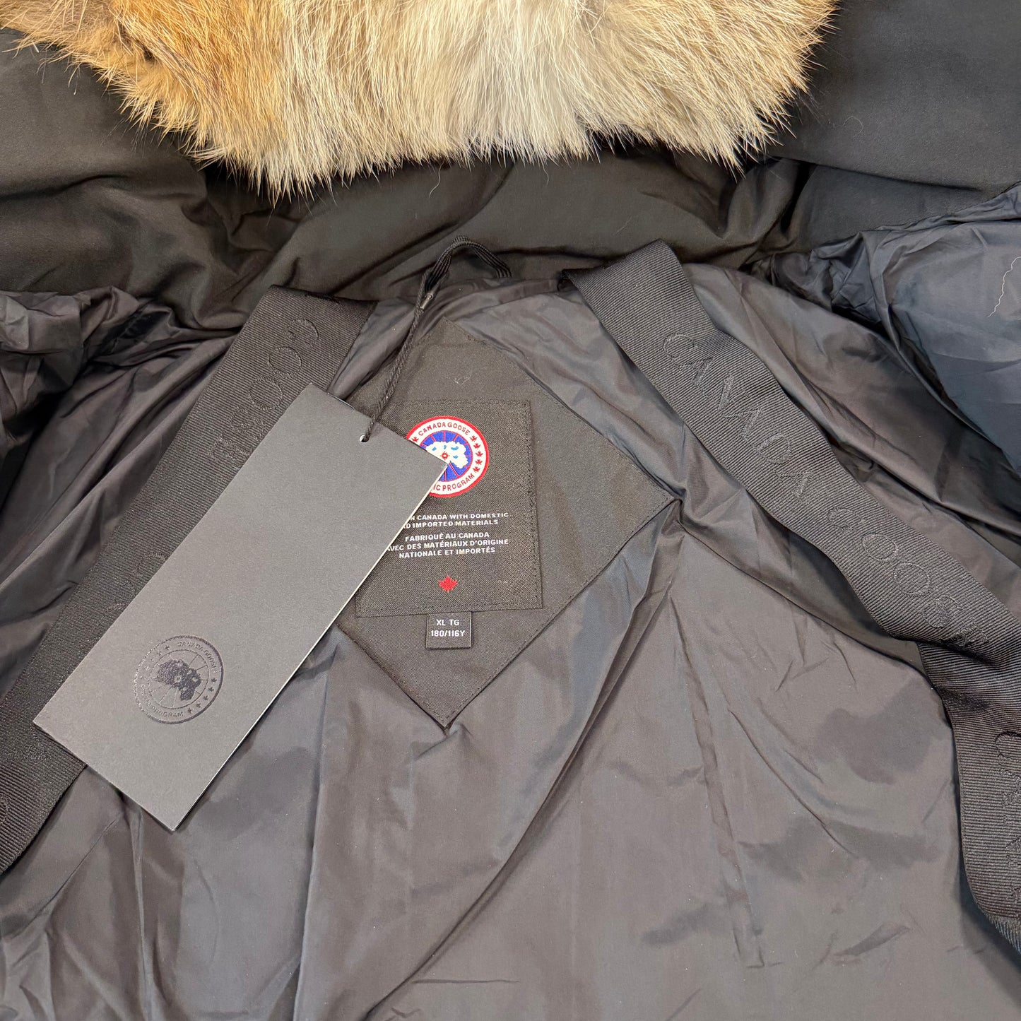Wyndham Parka Black - XL