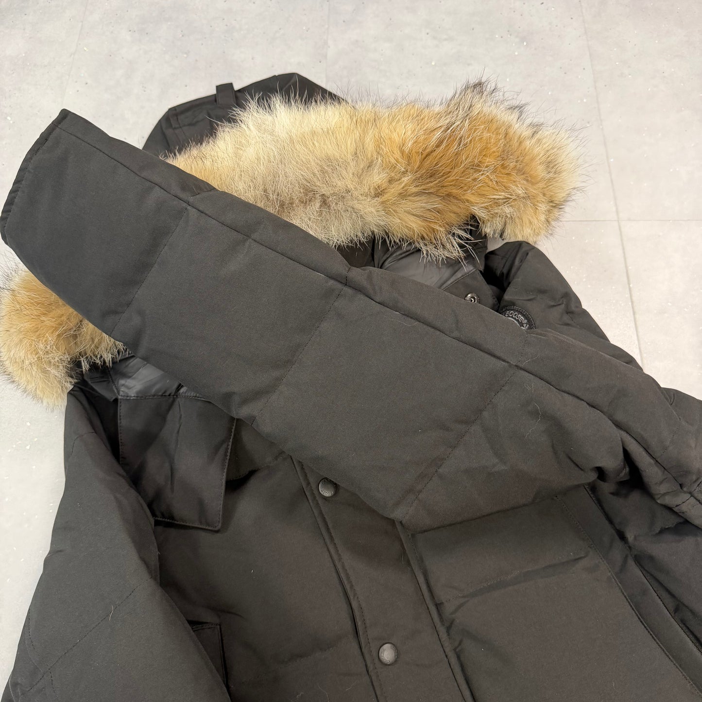 Wyndham Parka Black ( L )