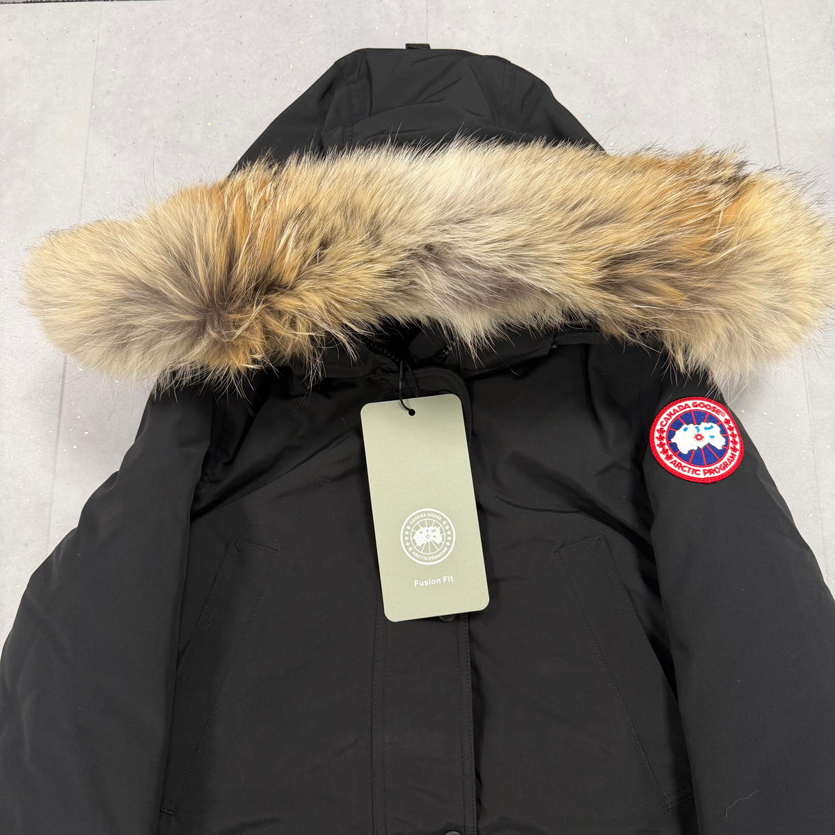 Trillium Parka Black - NEW