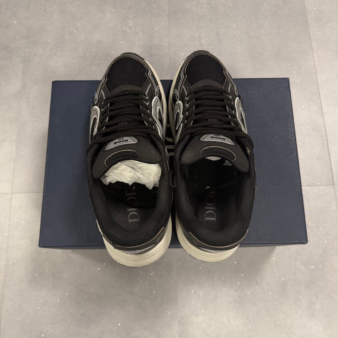Dior B30 Black & White ( UK9 )