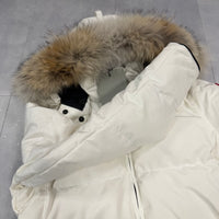 Chelsea Parka White ( XL )