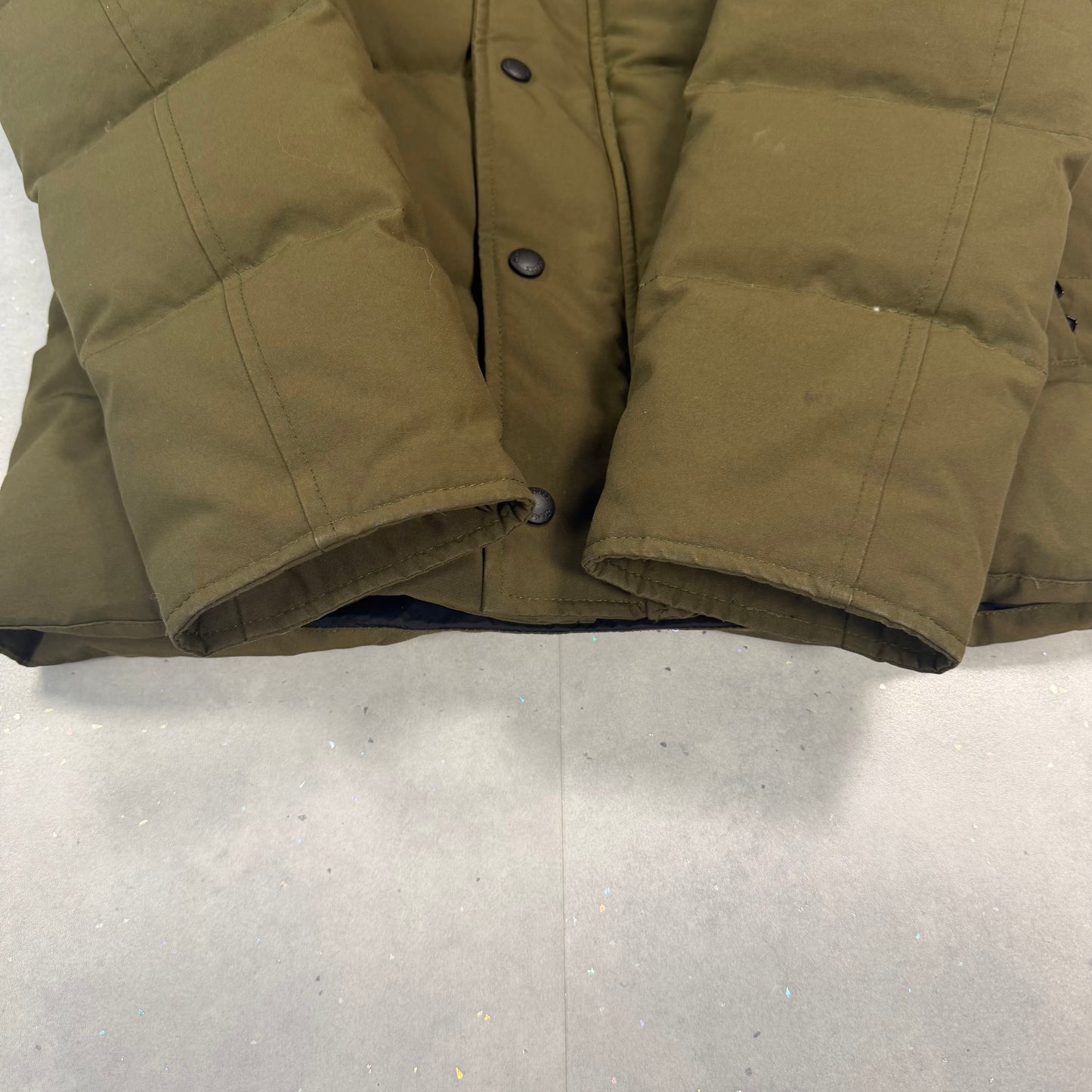 Wyndham Parka Military Green ( S )