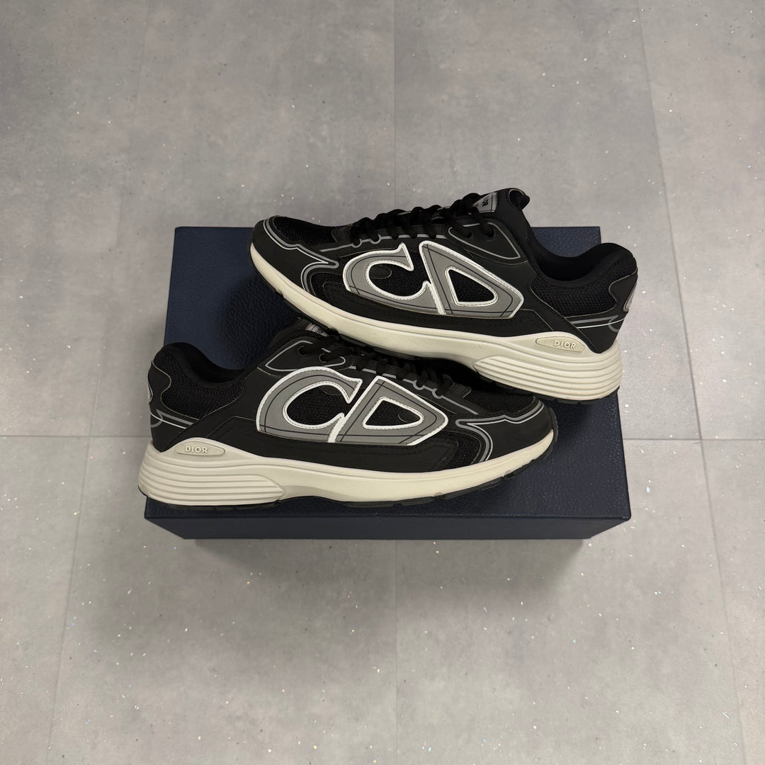 Dior B30 Black & White ( UK9 )