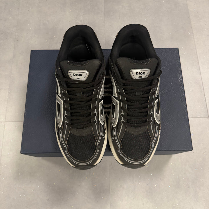 Dior B30 Black & White ( UK9 )