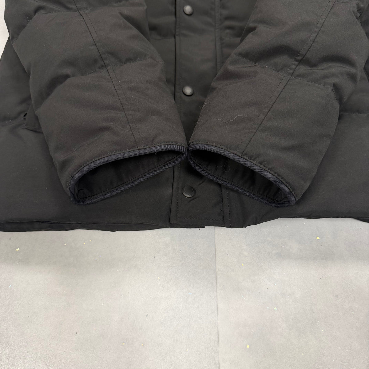 Wyndham Parka Black - NEW