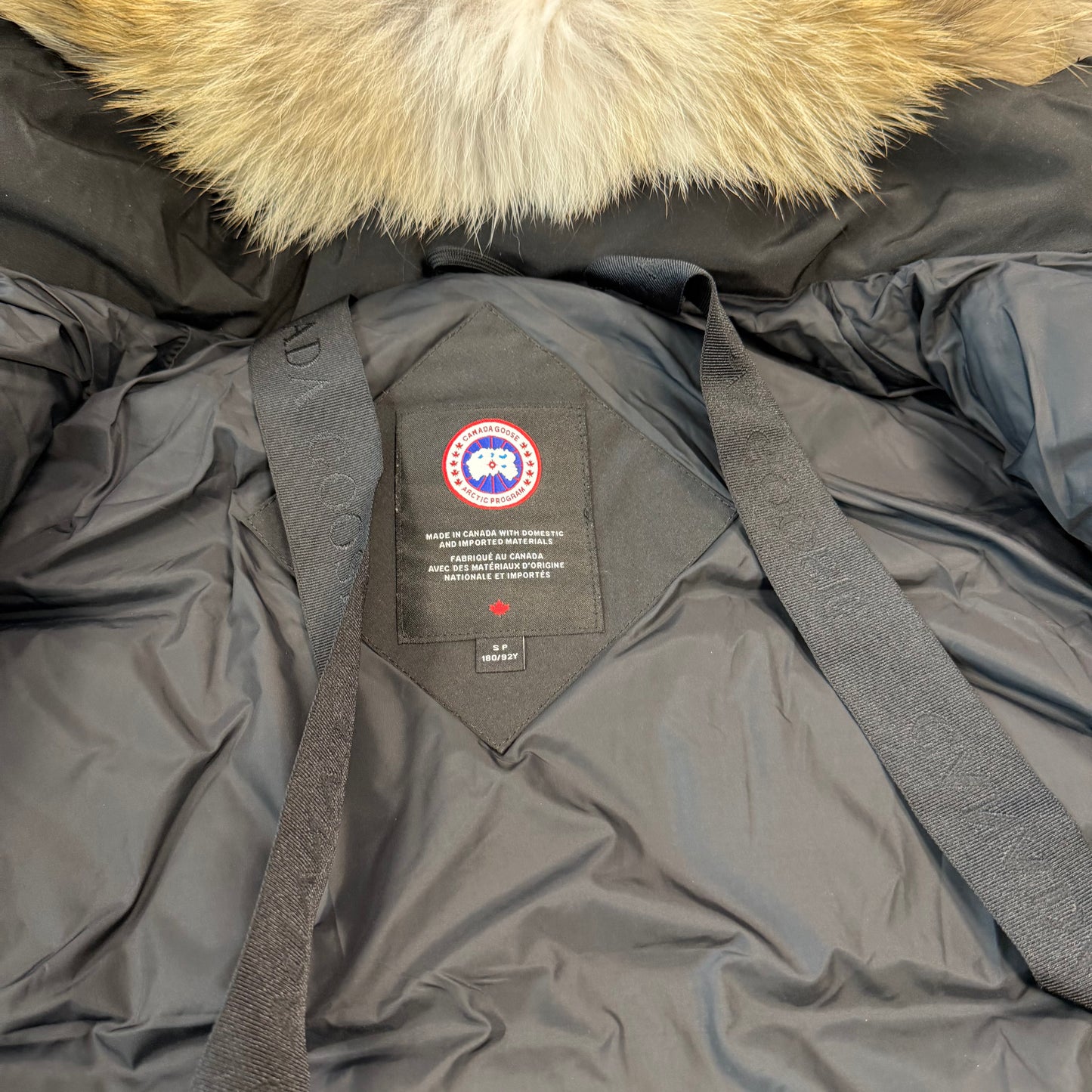 Wyndham Parka Black ( S )