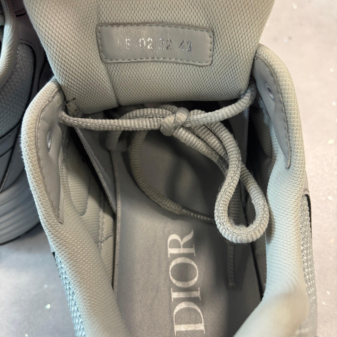 Dior B30 Grey ( UK9 )