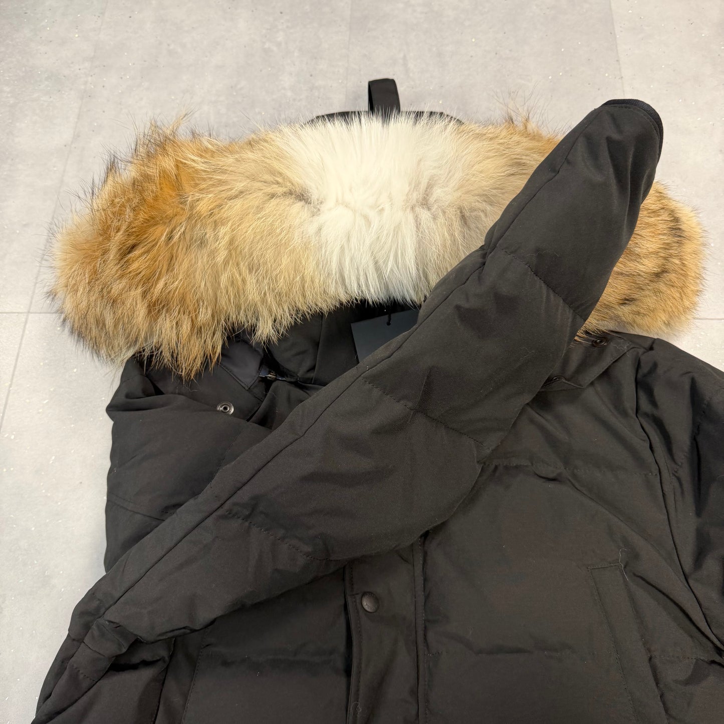 Wyndham Parka Black ( M )
