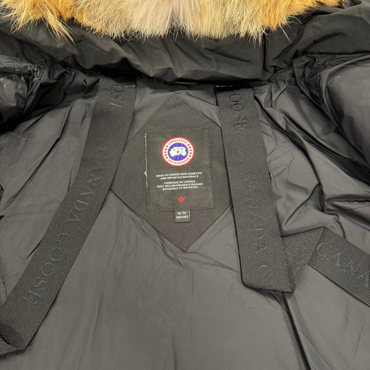 Wyndham Parka Black Badge - XL