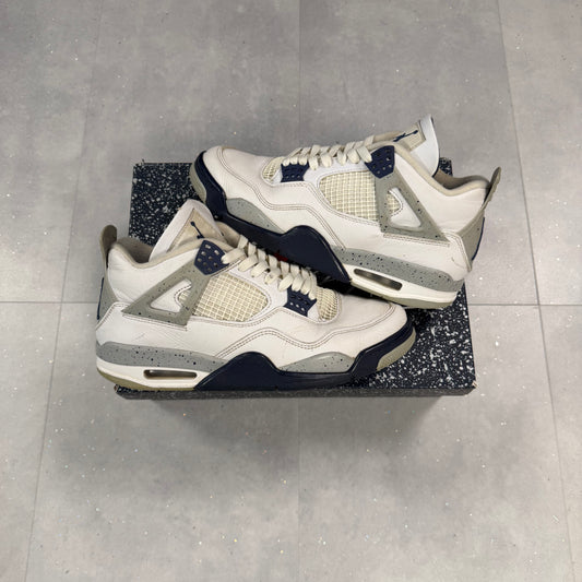 Jordan 4 Midnight Navy - UK8.5