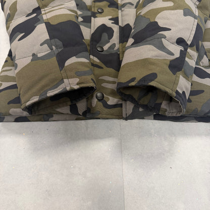 Canada Goose Wyndham Parka Classic Camo Men's size XS – pre-owned – photo 4 of 8