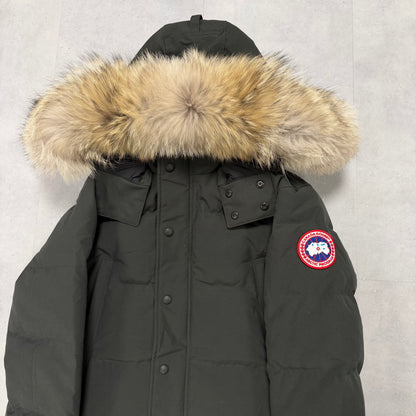 Canada Goose Wyndham Parka Volcano Men's size M – pre-owned – photo 4 of 9