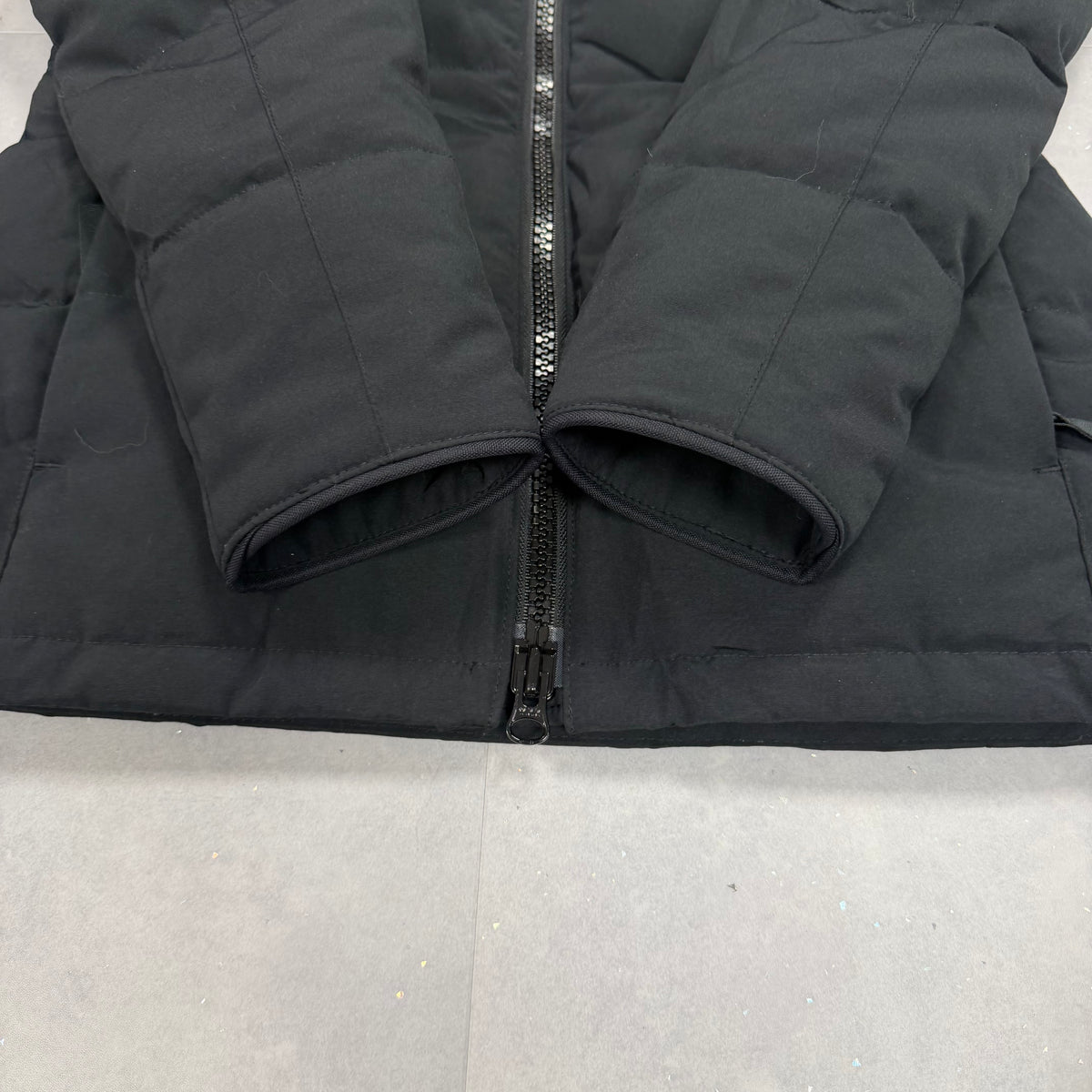 Chelsea Parka Black - NEW