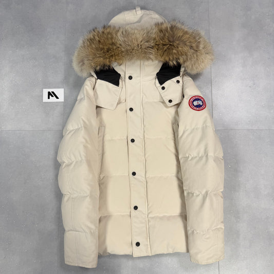 Wyndham Parka White ( M )