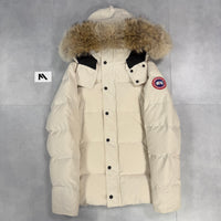 Wyndham Parka White ( M )