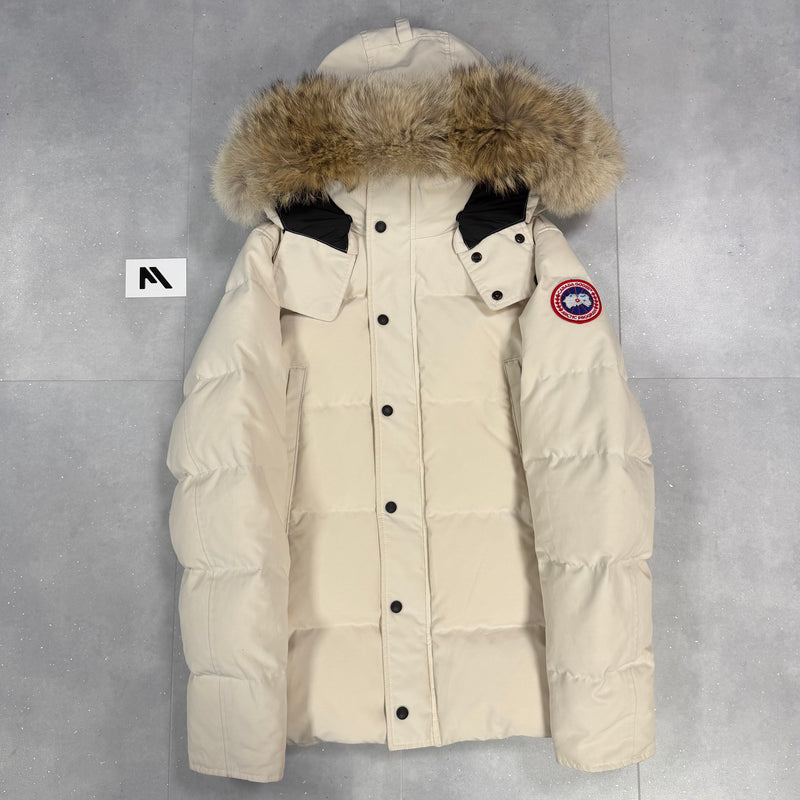 Wyndham Parka White ( M )
