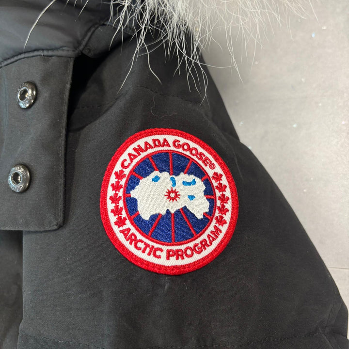 Wyndham Parka Black ( XS )