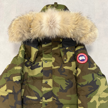 Canada Goose Wyndham Parka Green Camo Men's size L – pre-owned – photo 3 of 8
