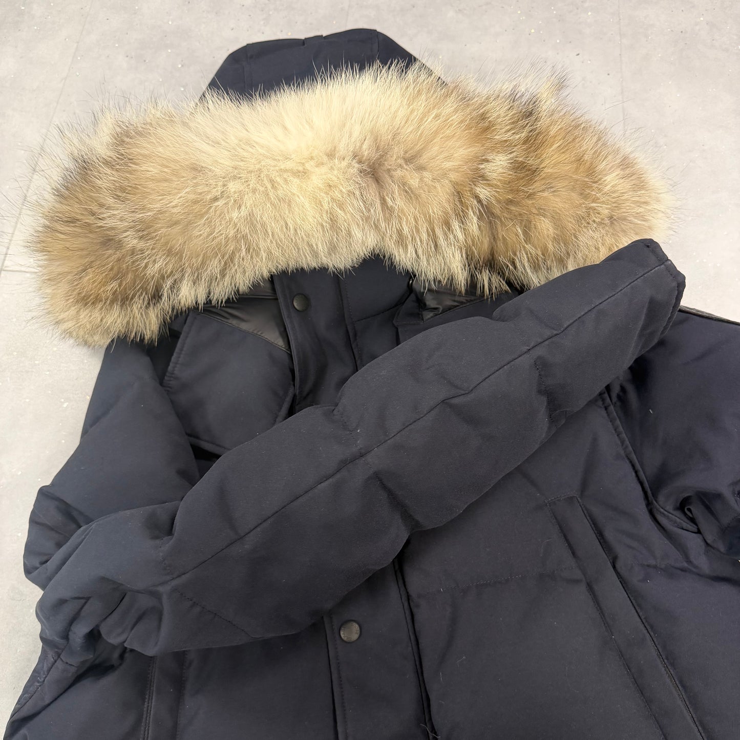 Wyndham Parka Navy ( L )