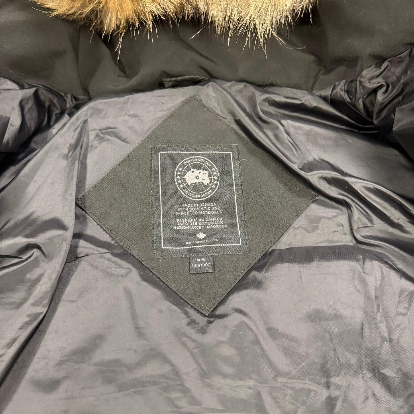 Wyndham Parka Black ( M )