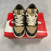 Travis Scott SB Dunk ( UK7 )