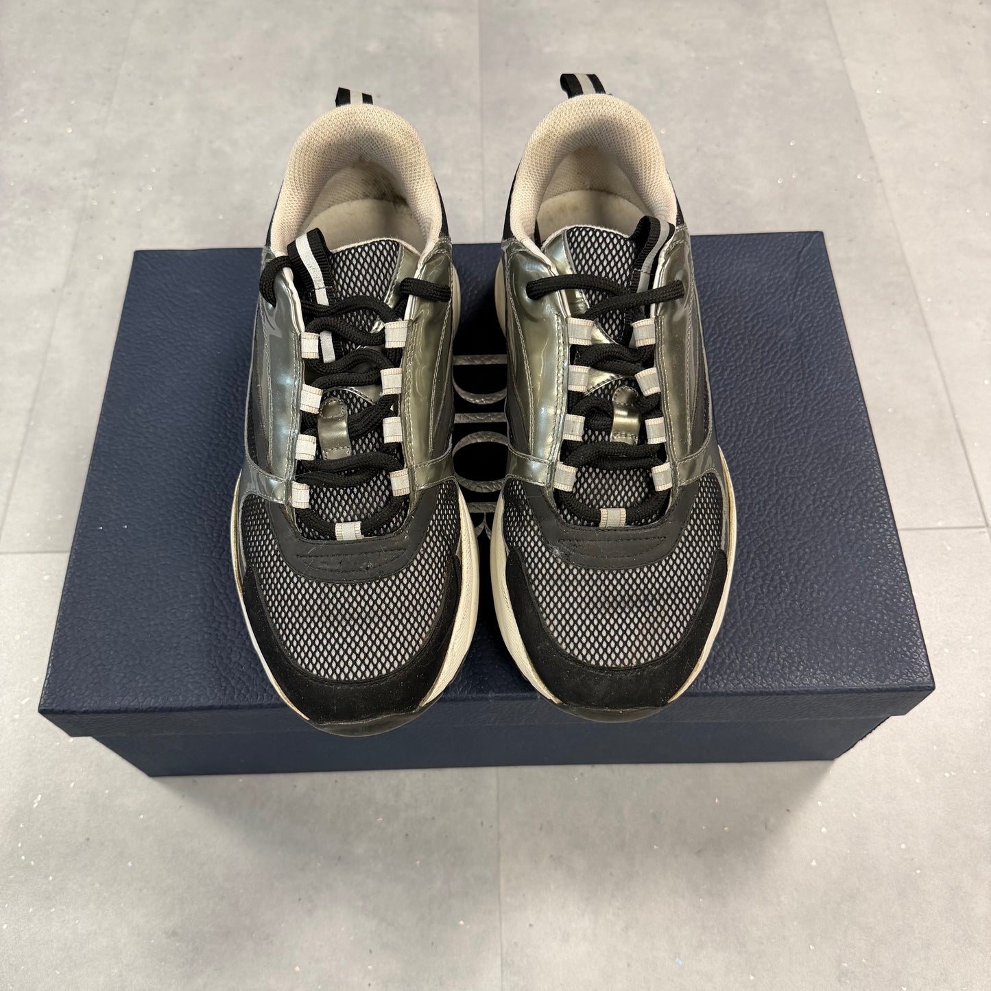 Dior B22 Silver ( UK6 )