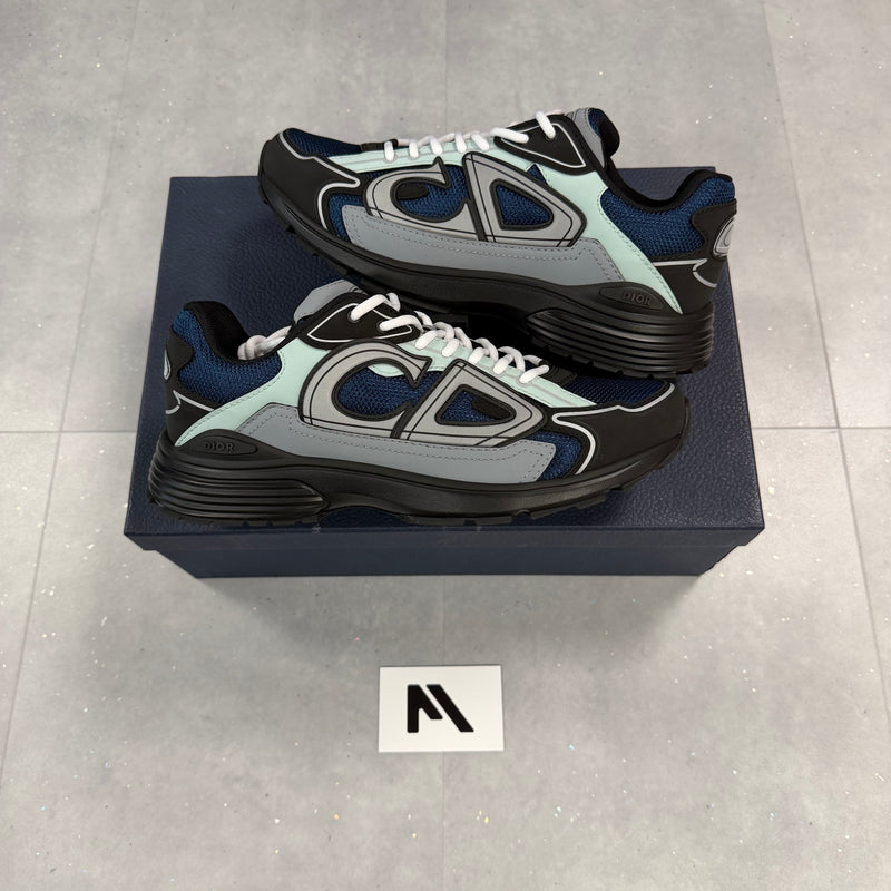 Dior B30 Blue ( UK7.5 )